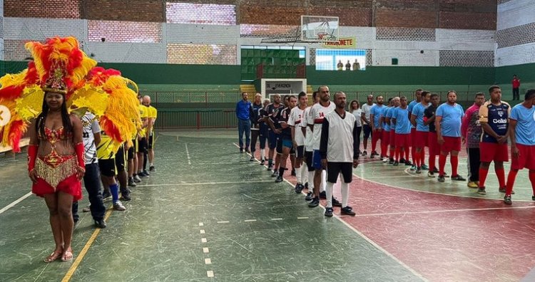 Liga dos Campeões  teve abertura em Itaúna