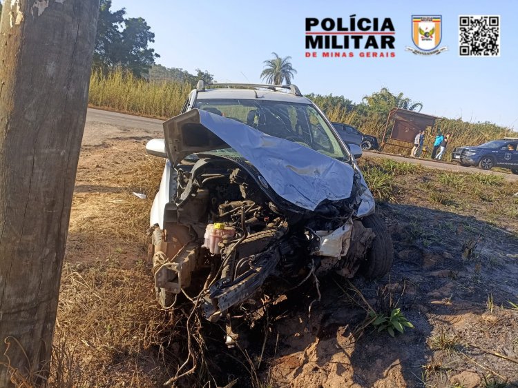 Jeep Compass e Ford Fiesta colidem na MG-431