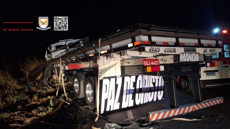 Carreta na contramão bate em micro-ônibus causando uma morte