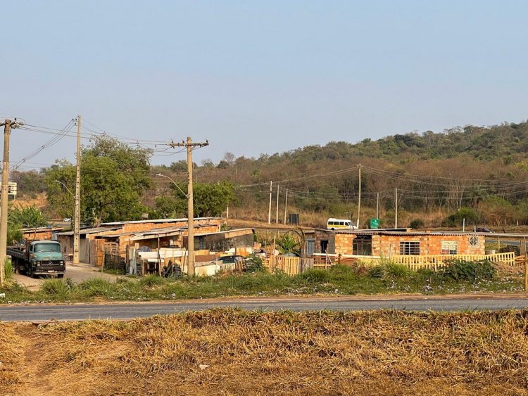 CARTÃO DE VISITAS DE UMA CIDADE MALCUIDADA