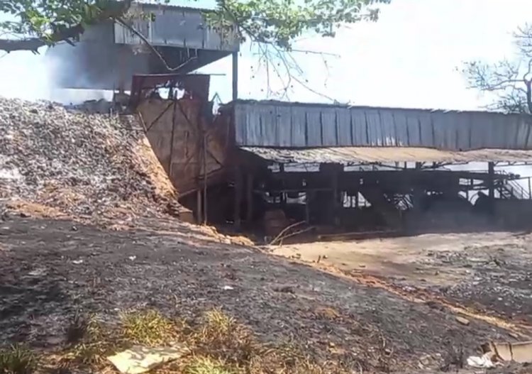 Vamos reconstruir o galpão da Coopert, destruído por um incêndio!