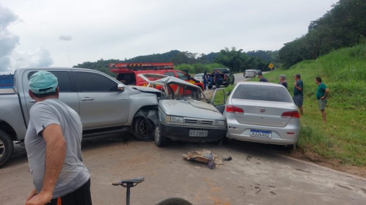 Acidente deixa um morto e dois feridos na MG-050